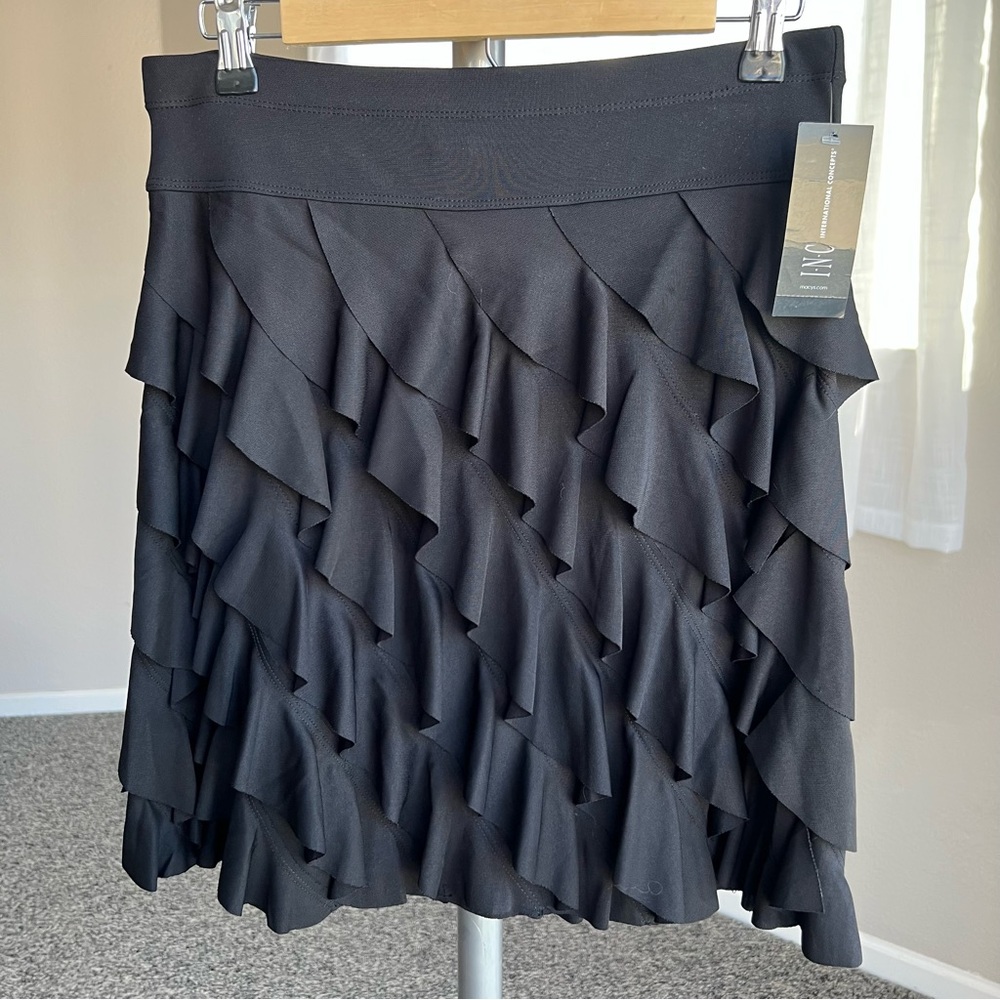 NWT Black Ruffled Mini Skirt - Picture 1 of 7